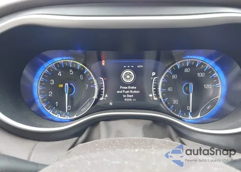 2020 Chrysler Pacifica Touring L Plus z USA, uszkodzony, nr VIN 2C4RC1EG8LR104787